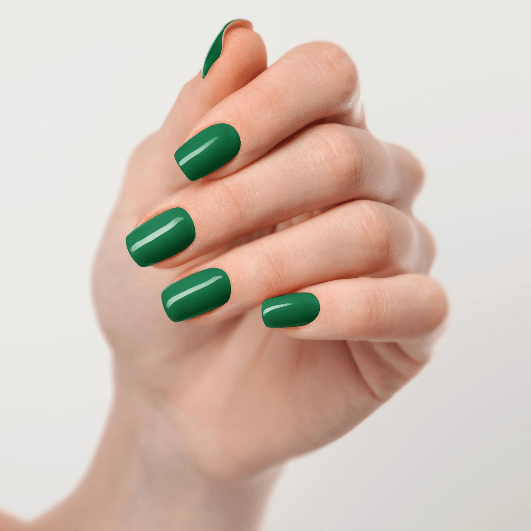 (207) Emerald Envy - The Maison Aurora CH