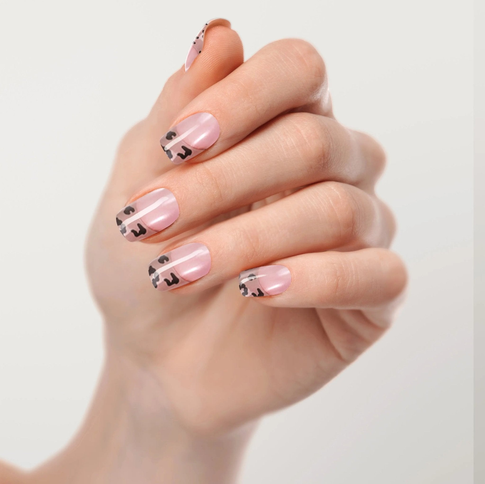 (228) Leopard French - The Maison Aurora CH