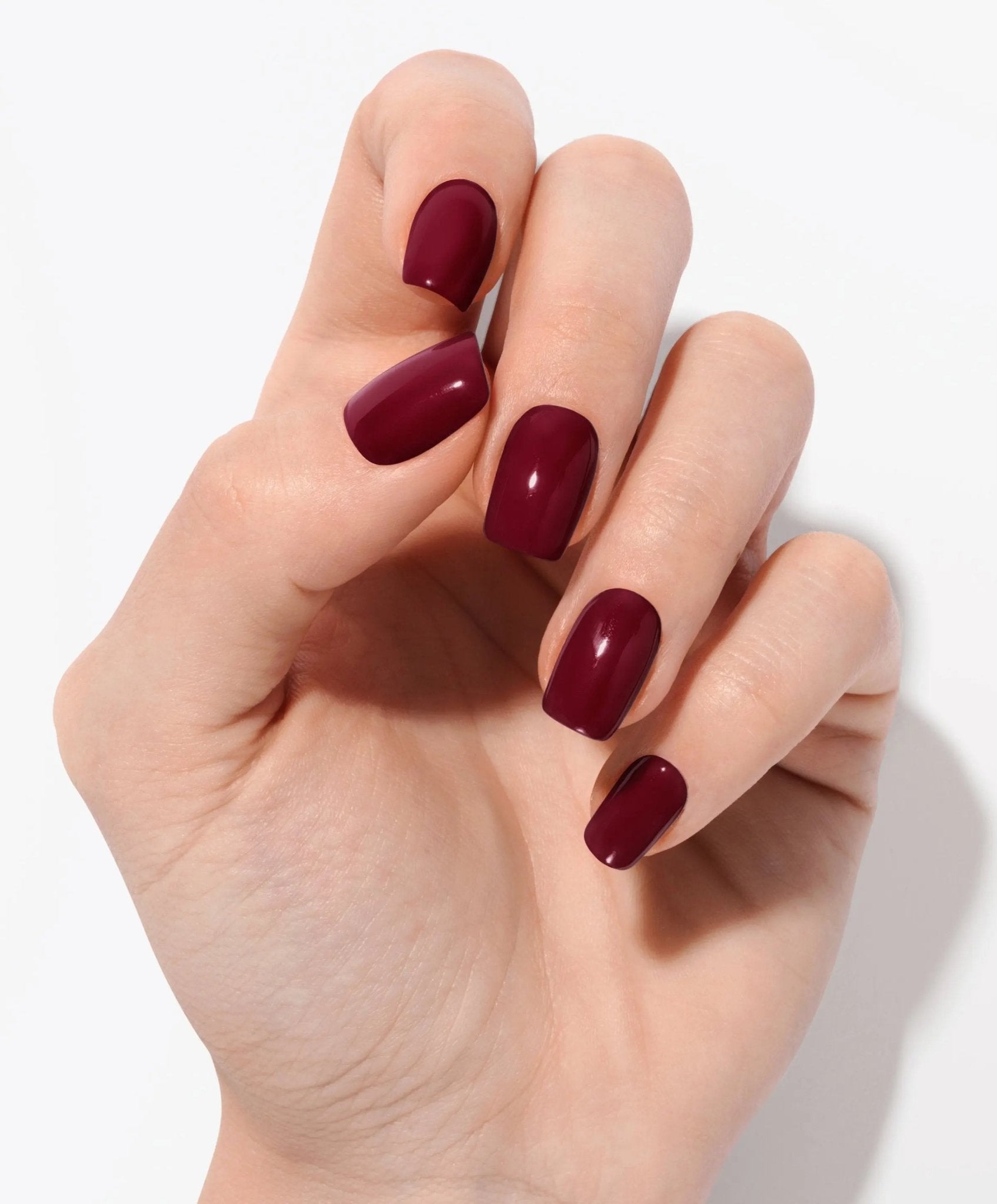 Burgundy Blaze UV - The Maison Aurora CH