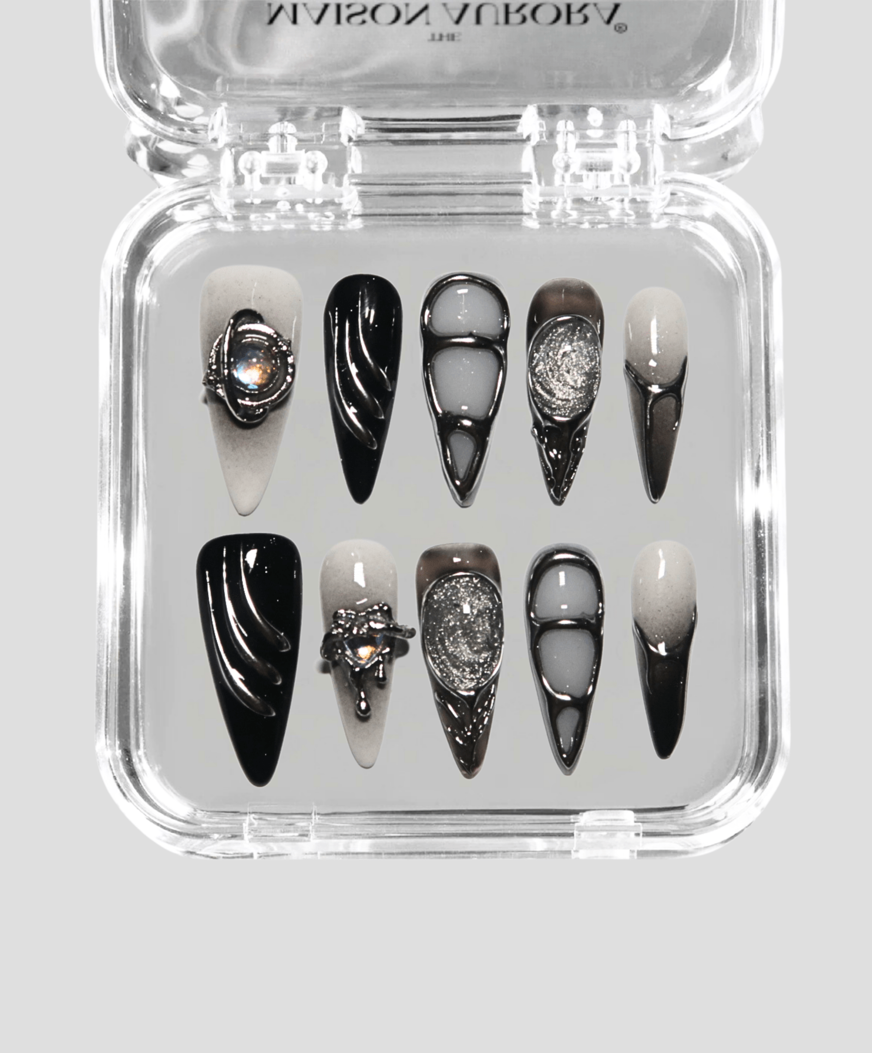 Chromea - The Maison Aurora CH