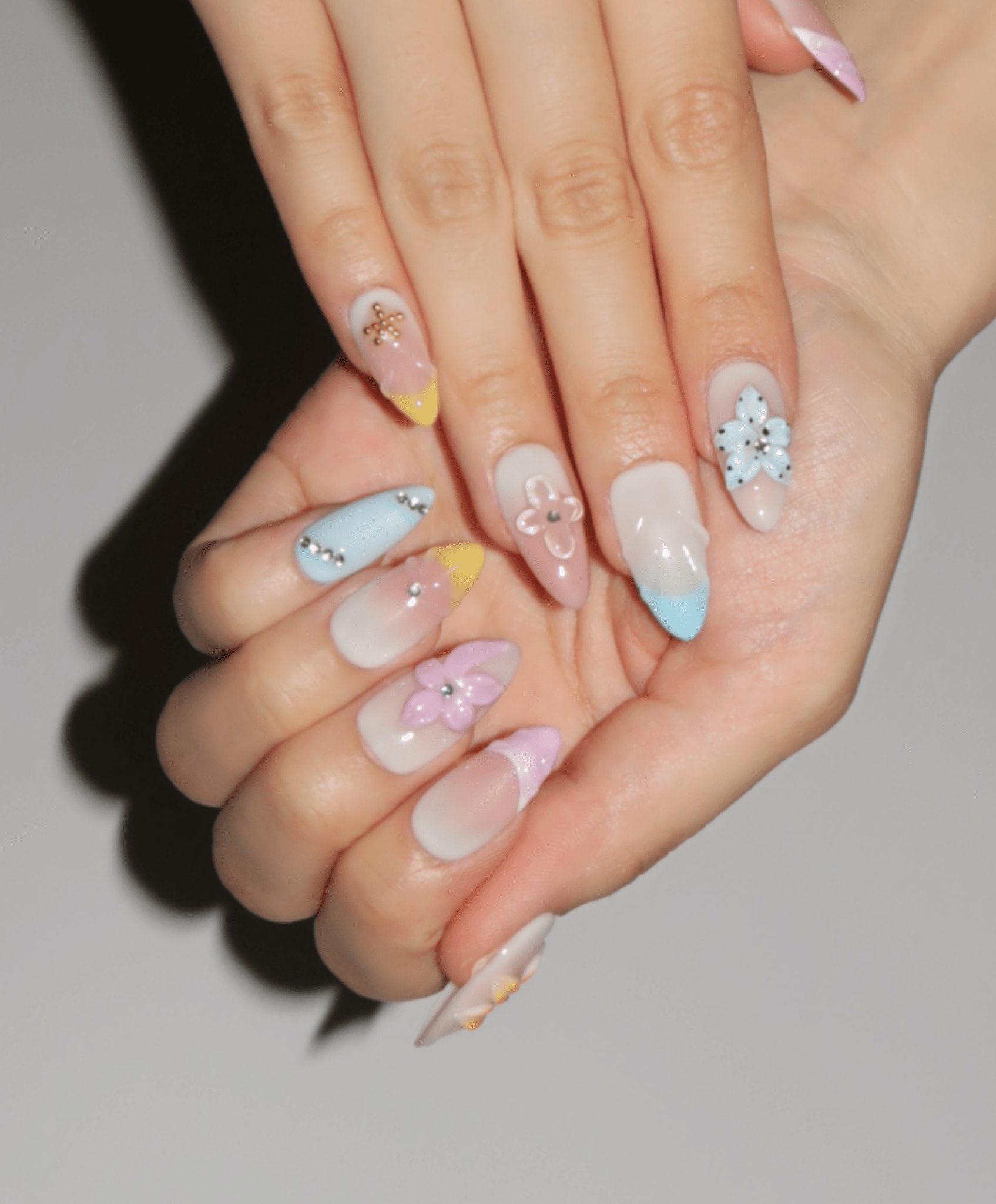 Fairy Bloom - The Maison Aurora CH