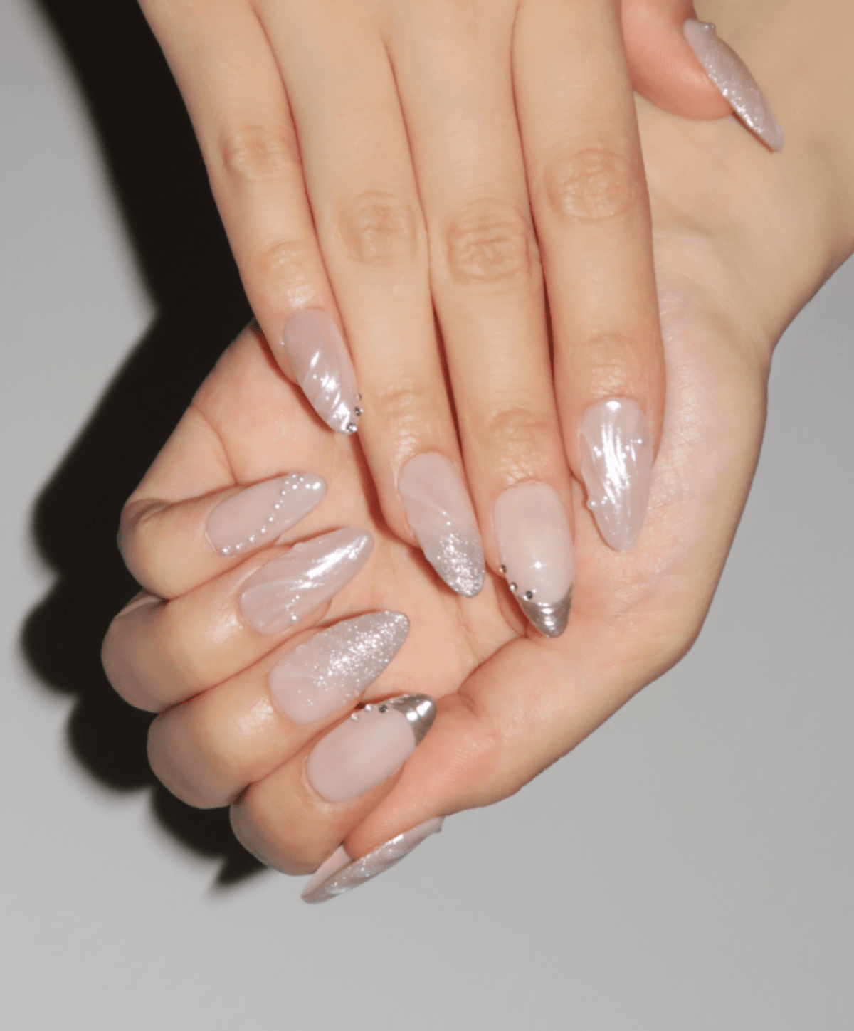 Moonlet - The Maison Aurora CH