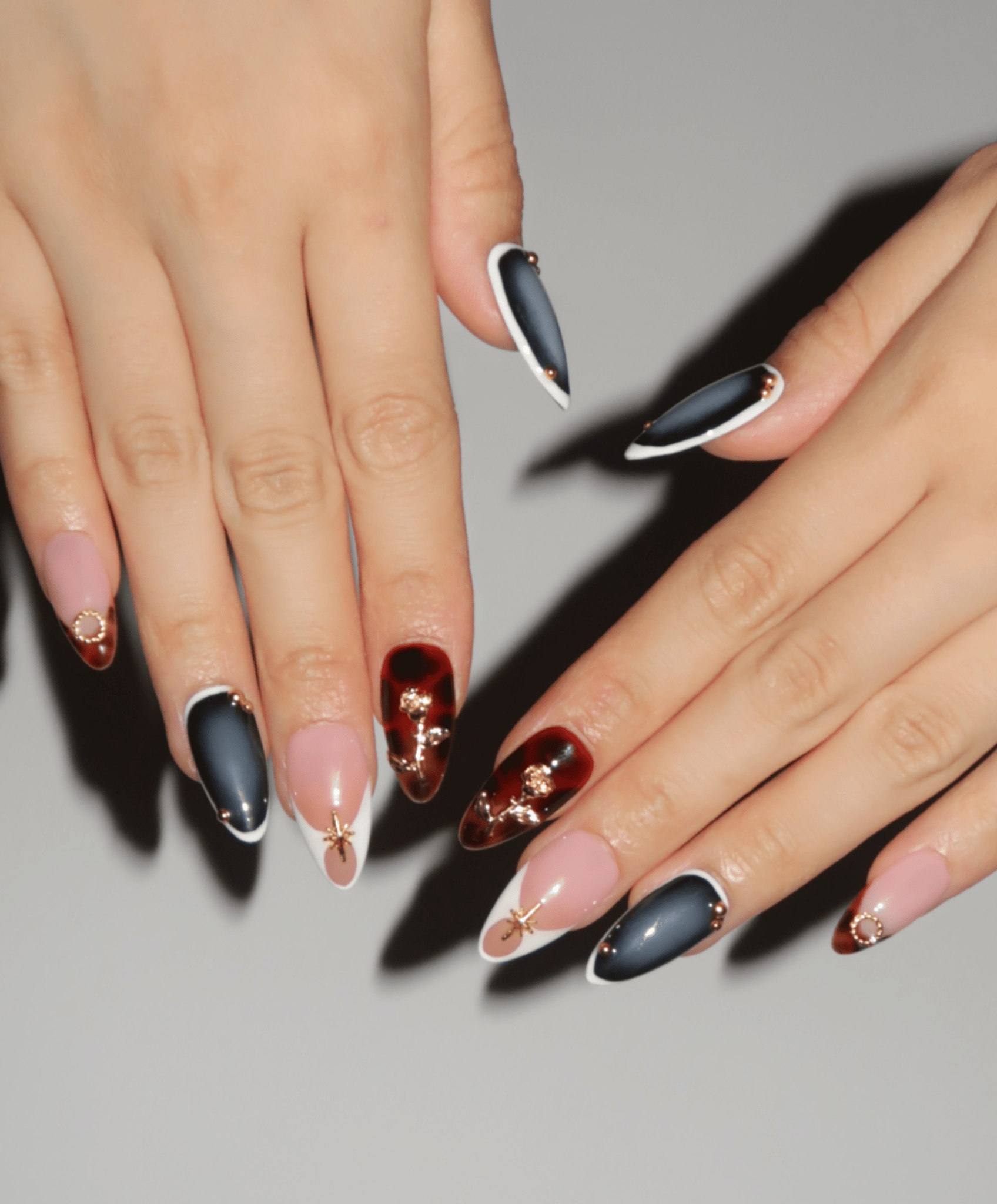 Noirelle - The Maison Aurora CH