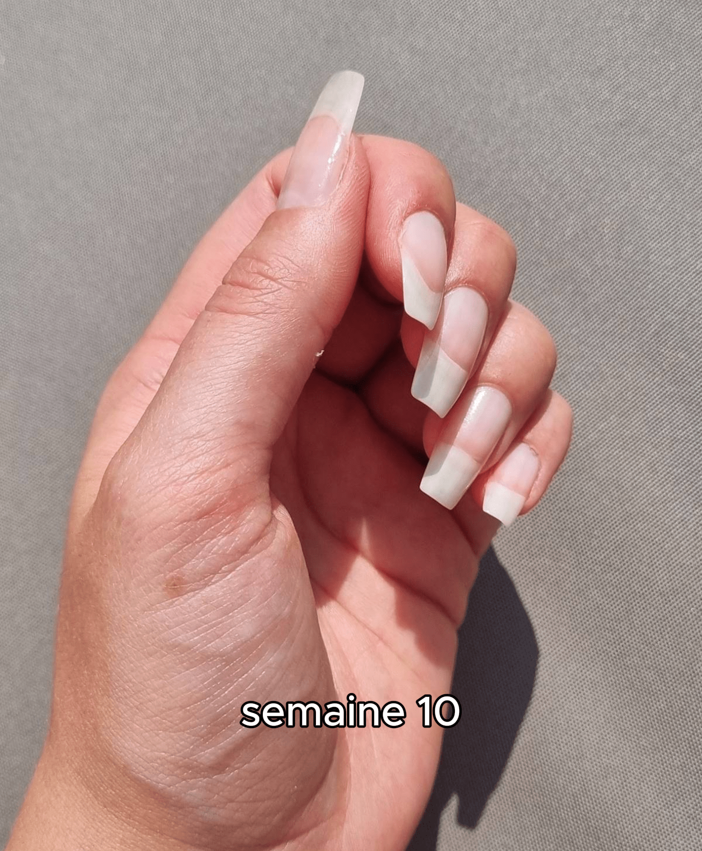 Oil Growth & Gel Removal (2 - in - 1) - The Maison Aurora CH