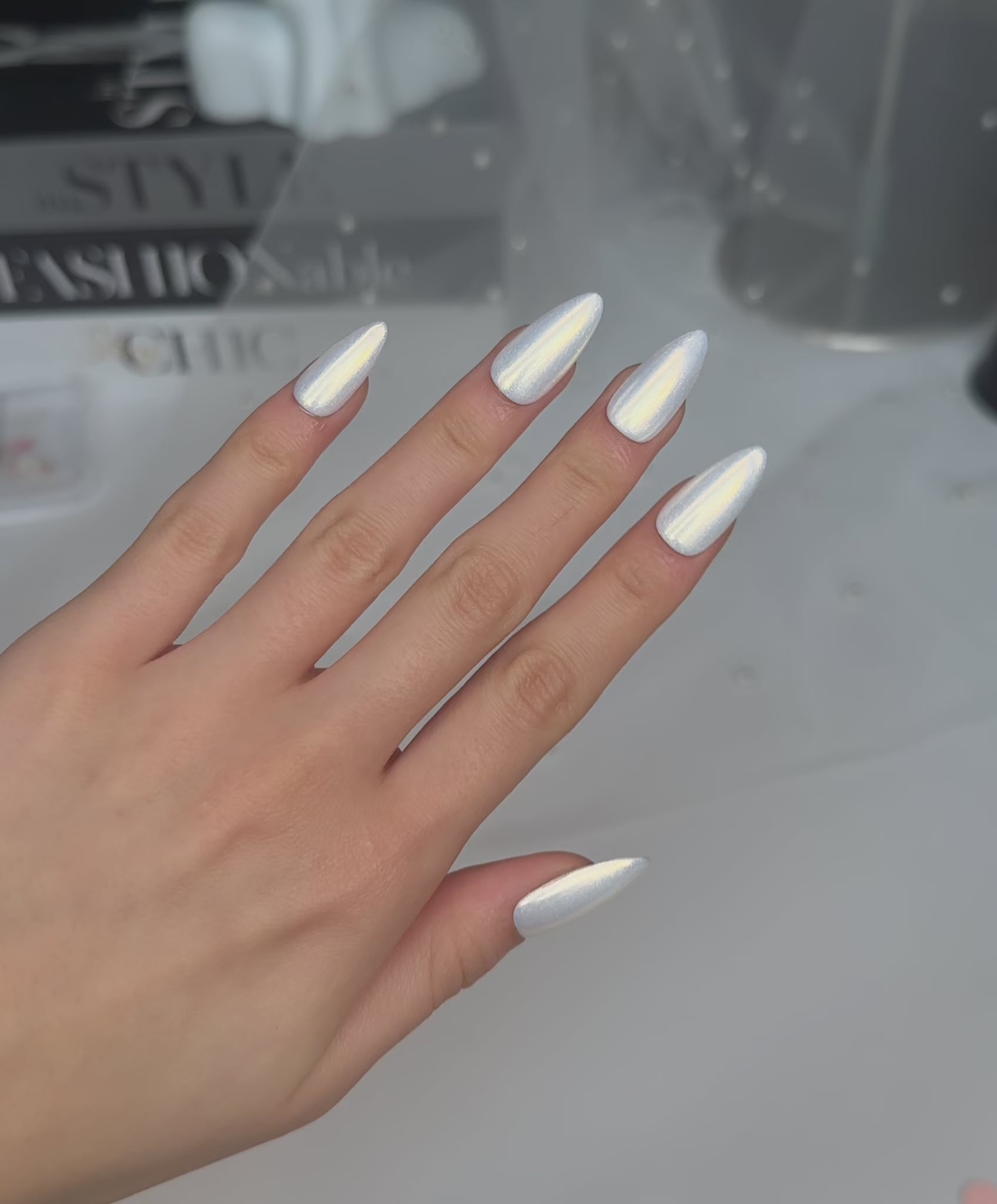 Load video: Icy Pearl