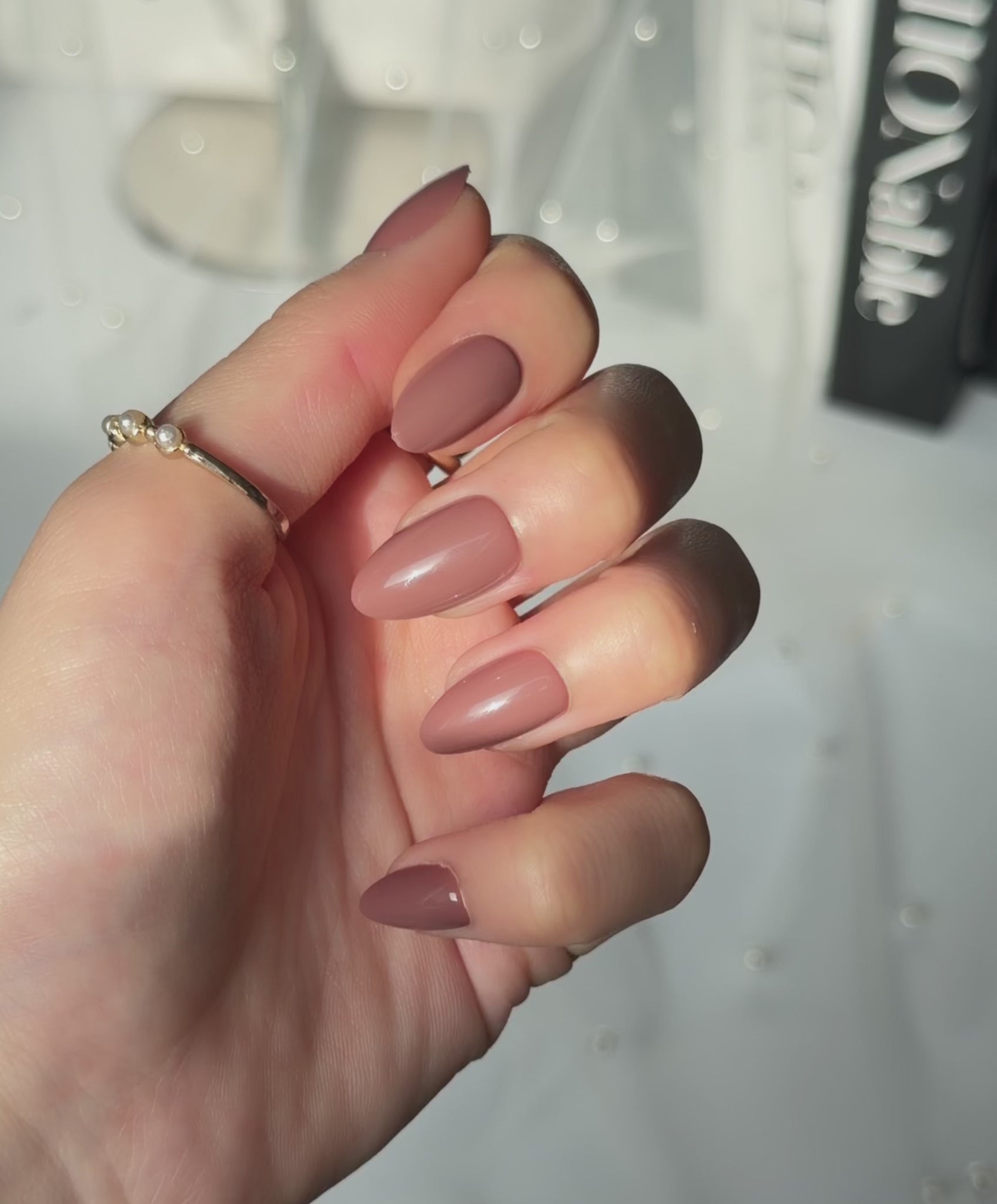 Load video: Mocha Nude