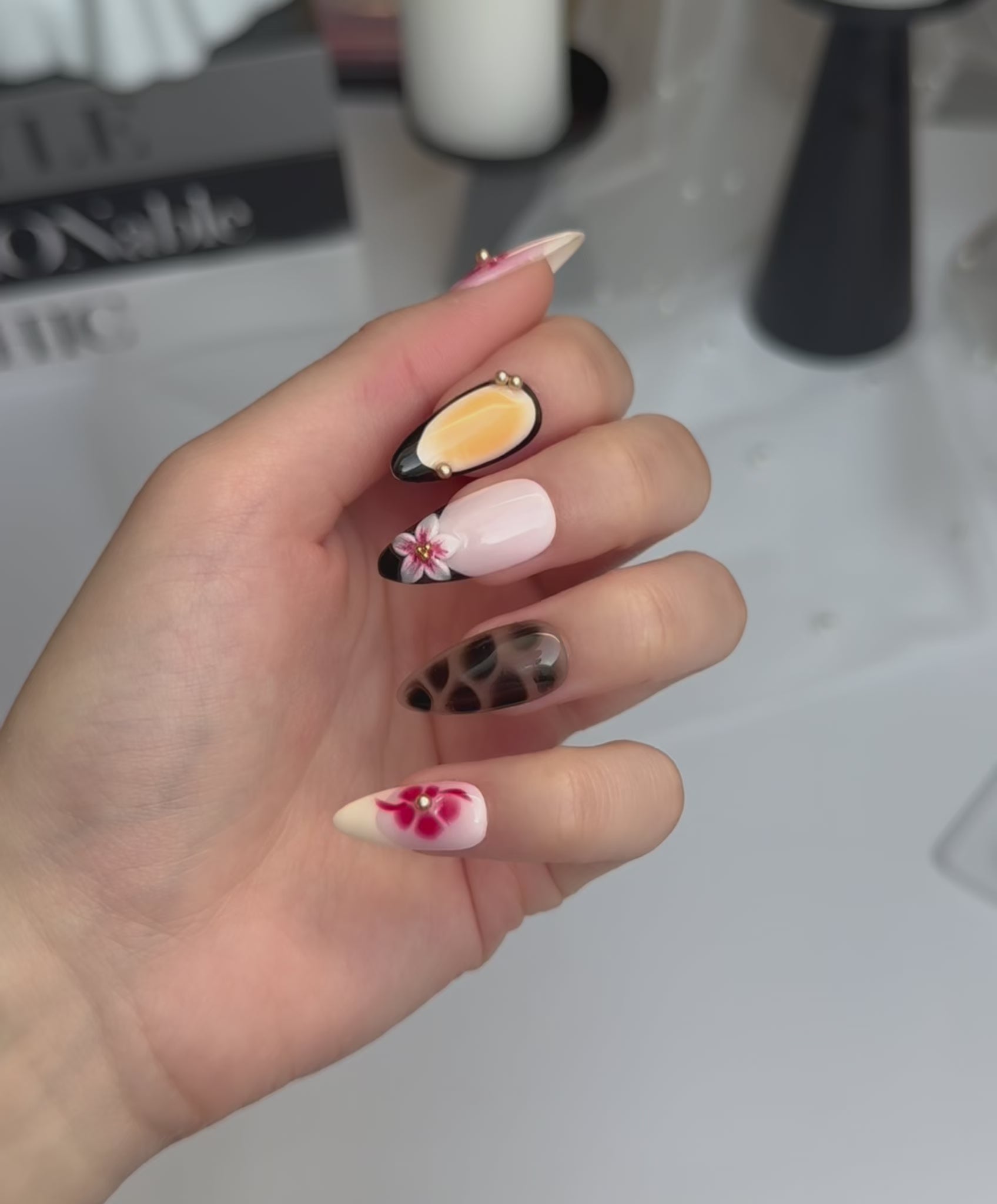 Charger la vidéo : Midnight Tropic