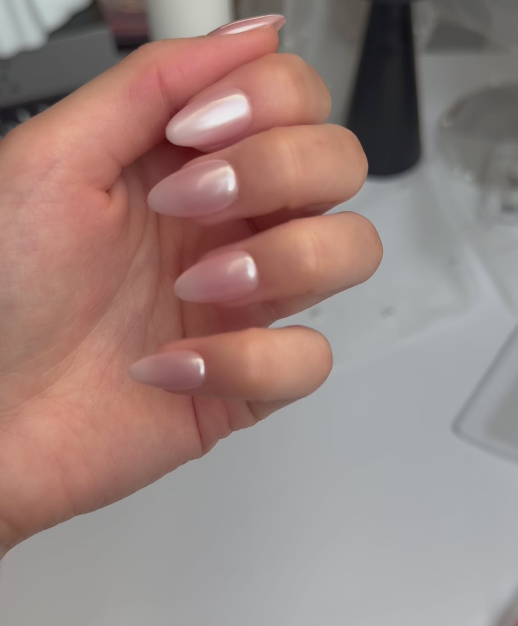 Charger la vidéo : Milky Blush