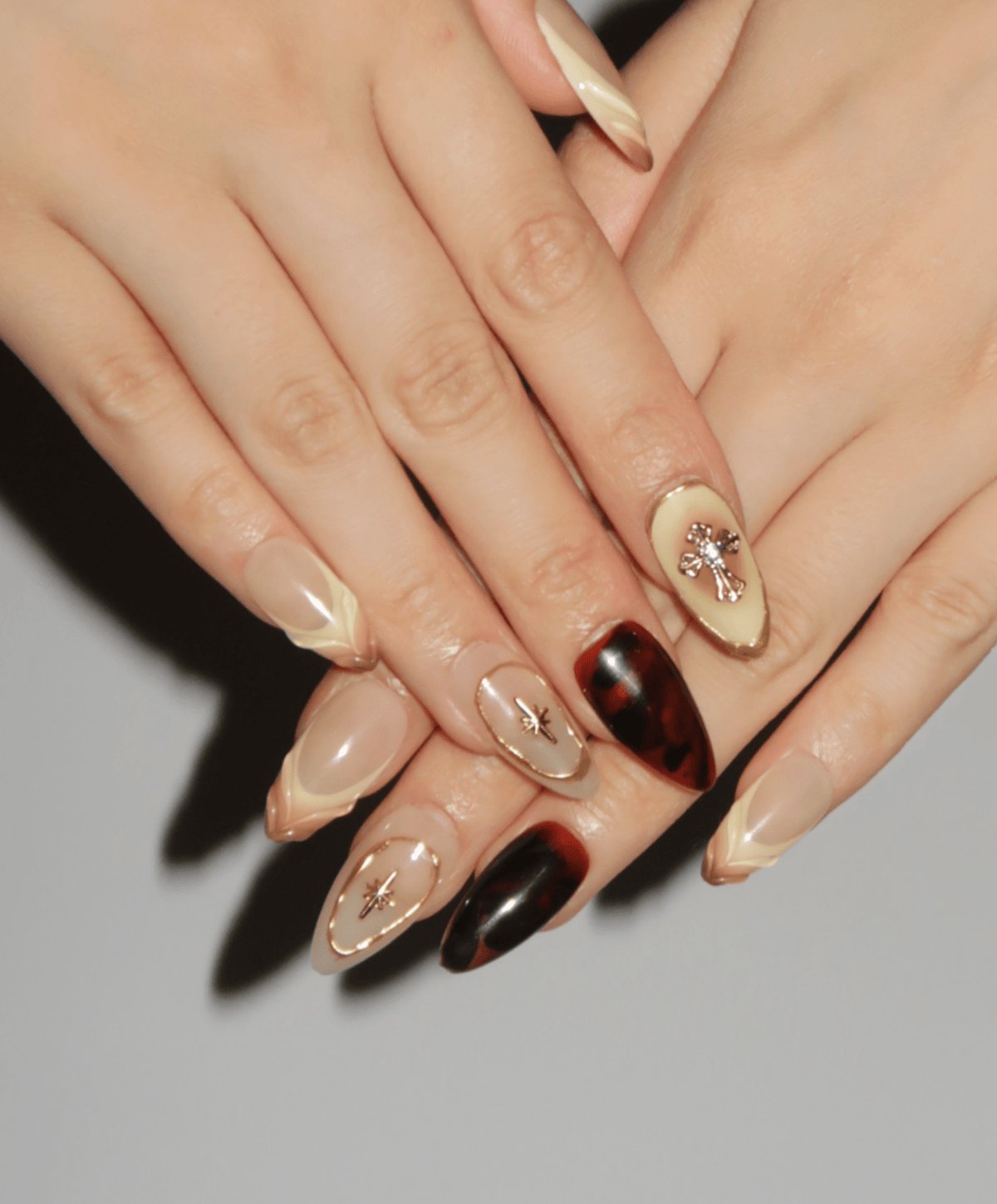 Vespera - The Maison Aurora CH