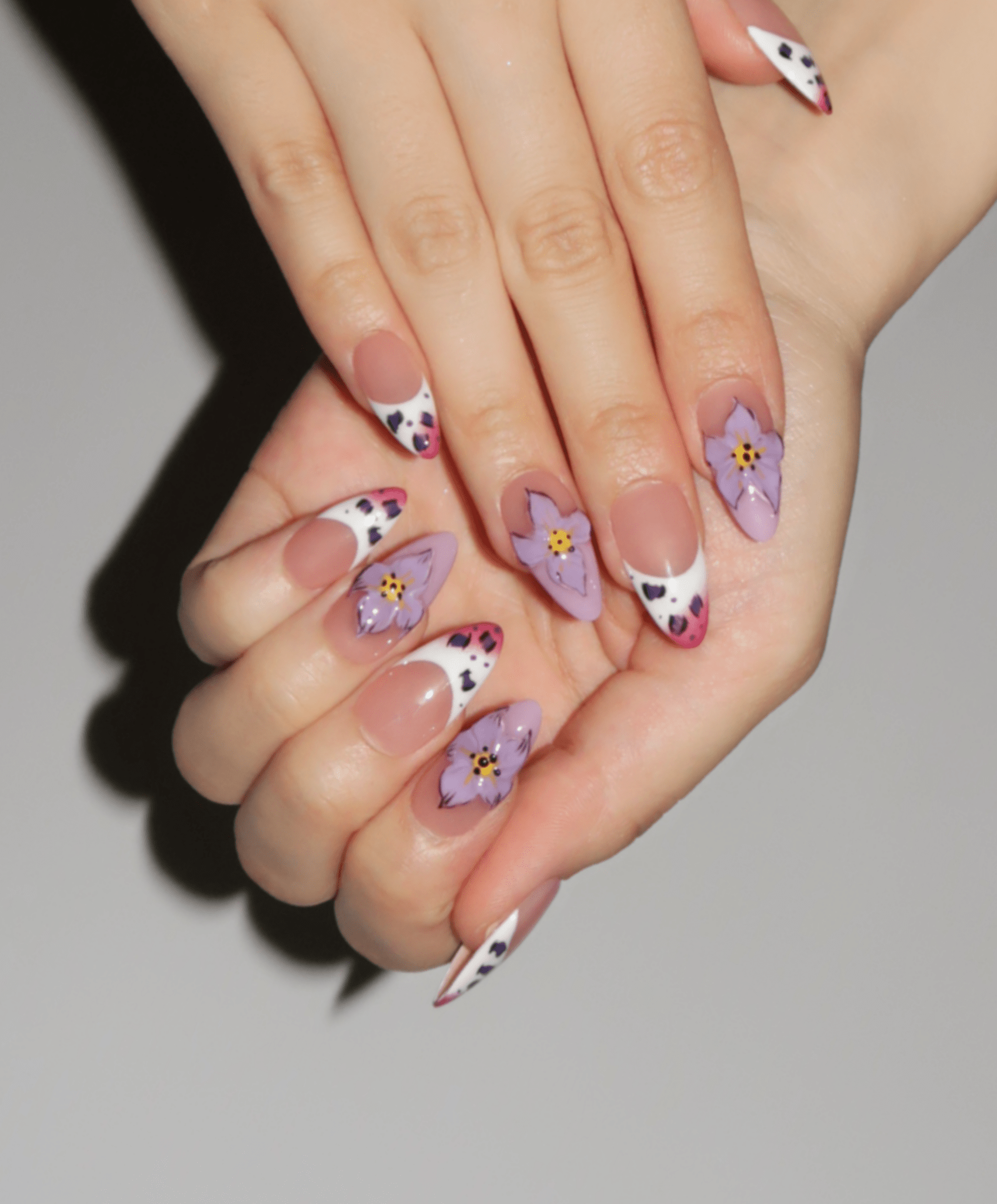 Wild Violet - The Maison Aurora CH