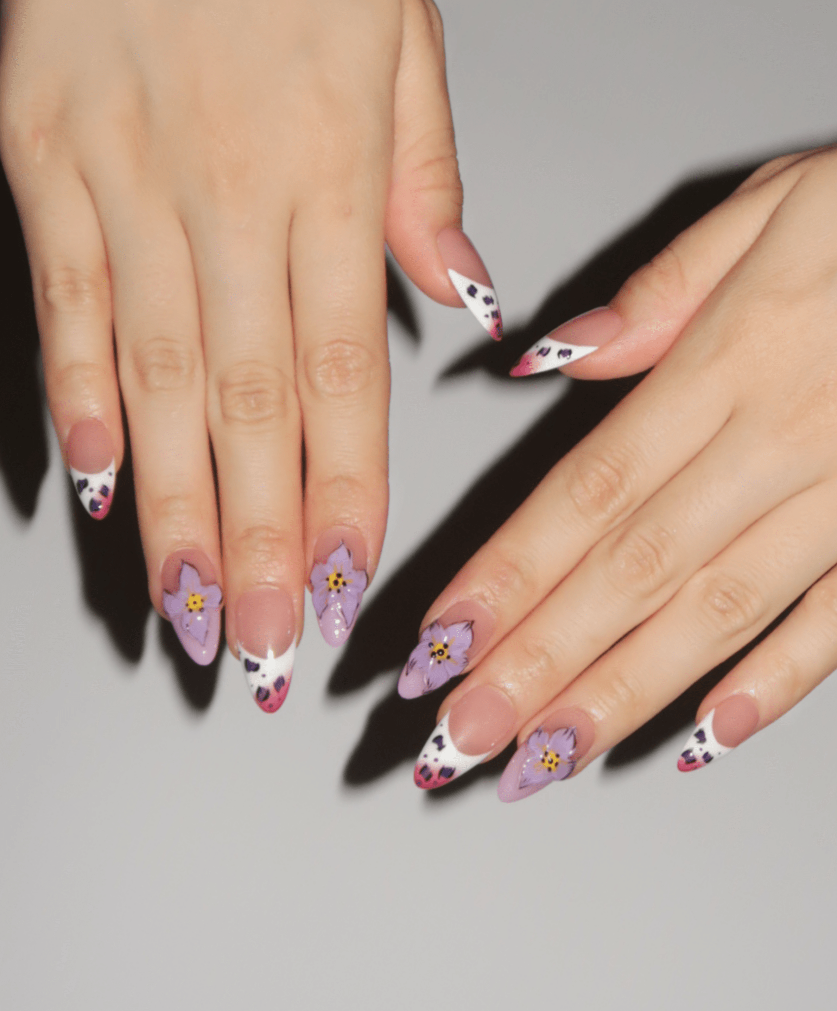 Wild Violet - The Maison Aurora CH